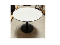 Tisch Ø 90 cm